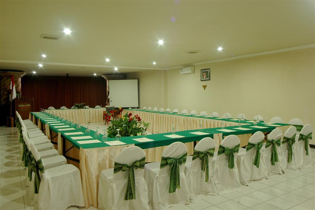 Swaloh Resort & Spa Kalangbret 외부 사진
